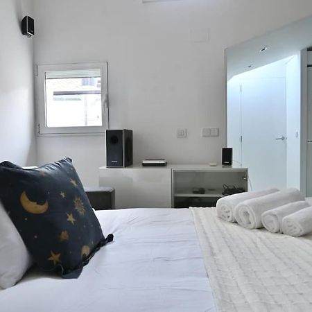 For You Rentals Apartamento Temporal Con Encanto A Pocos Metros Del Sol Myr13 Madrid Eksteriør bilde