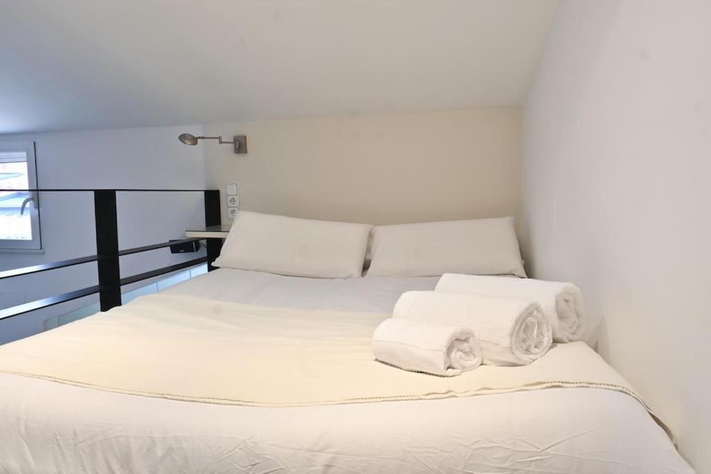 For You Rentals Apartamento Temporal Con Encanto A Pocos Metros Del Sol Myr13 Madrid Eksteriør bilde