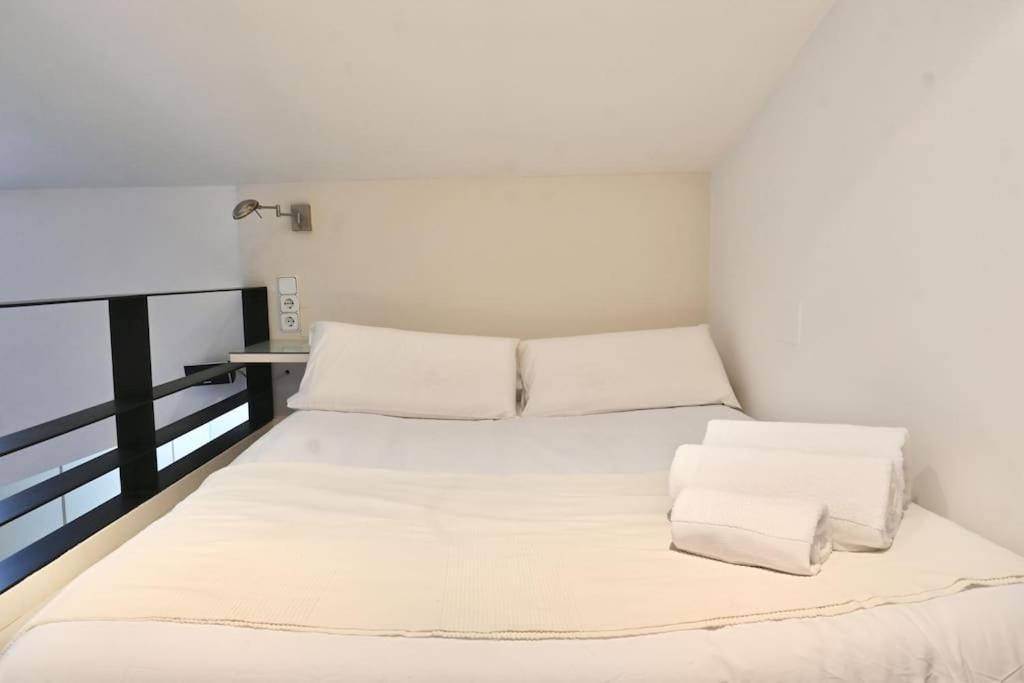For You Rentals Apartamento Temporal Con Encanto A Pocos Metros Del Sol Myr13 Madrid Eksteriør bilde