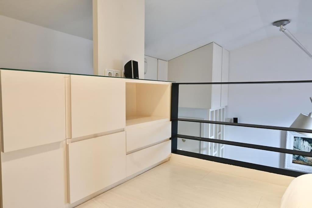 For You Rentals Apartamento Temporal Con Encanto A Pocos Metros Del Sol Myr13 Madrid Eksteriør bilde