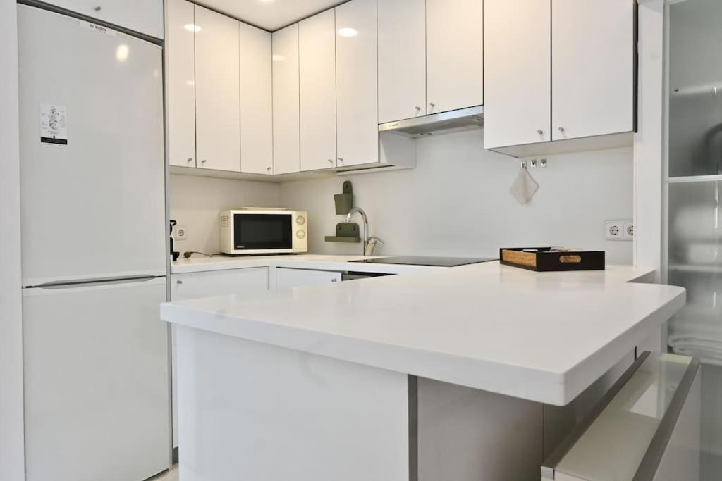For You Rentals Apartamento Temporal Con Encanto A Pocos Metros Del Sol Myr13 Madrid Eksteriør bilde